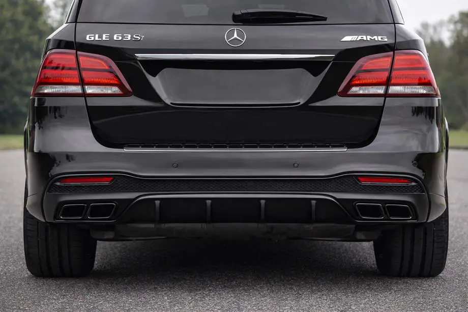Mercedes GLE/ML class W166 2011–2018 Aizmugurējais difuzors GLE (GLE63 Black dizains) Image