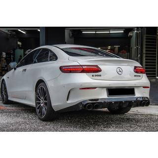 Aizmugurējais difuzors Black ar izpūtēja uzgaļiem Black (AMG53 dizains)