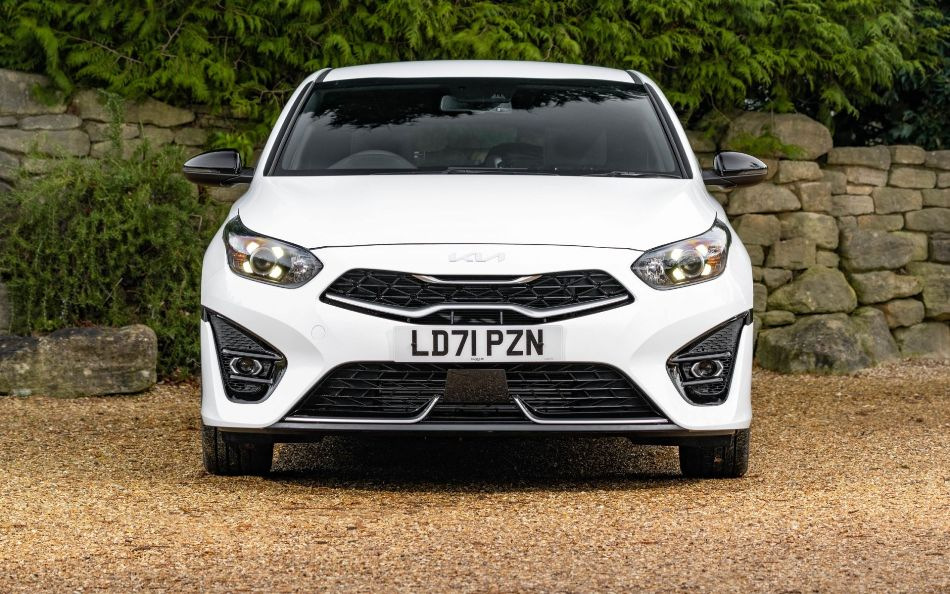 Kia ProCeed universālis: 1. paaudzes feislifta apskats