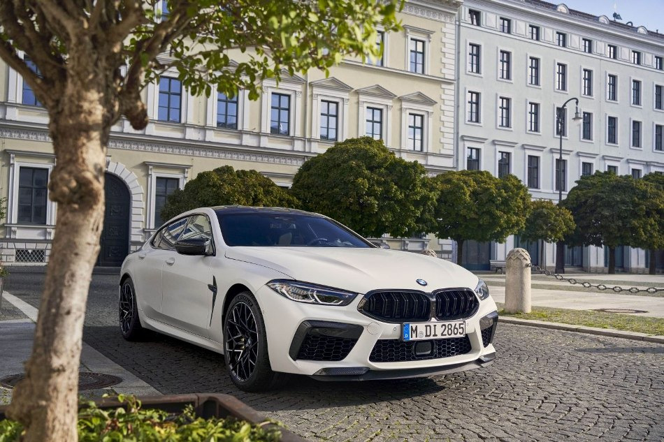 BMW M8 Gran Coupe (F93) apskats: kupejas feisliftings