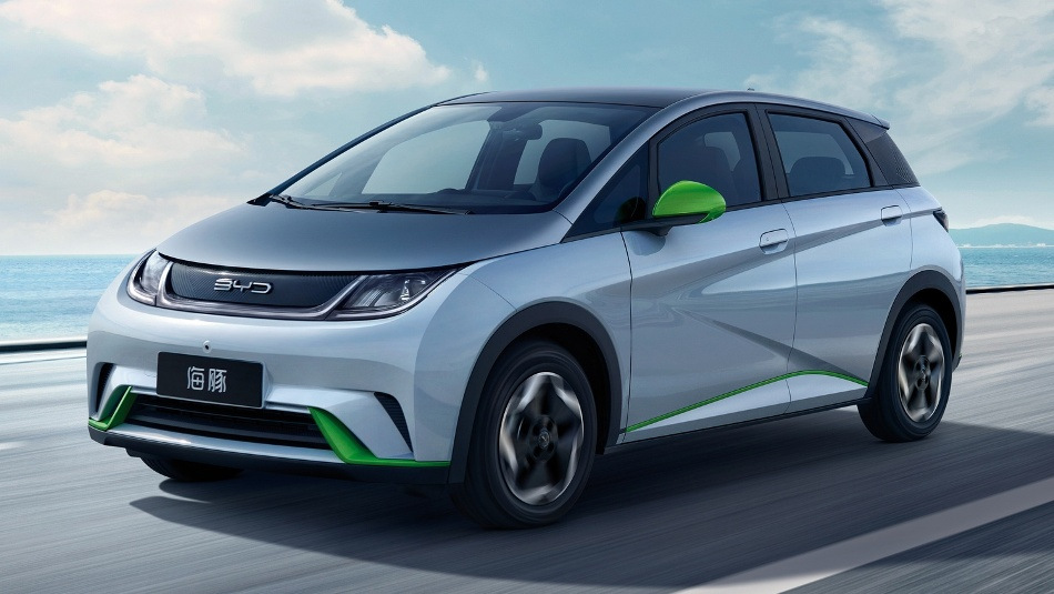 BYD Dolphin 2024: kompaktā elektroauto apskats