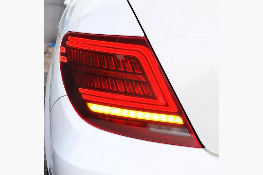 Mercedes C klase W204 2007–2015 LED aizmugurējie lukturi V2 (2 gab.) Image