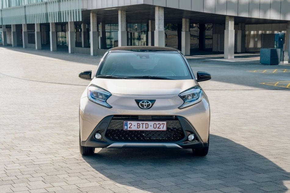Toyota Aygo X: kompakta pilsētas auto apskats