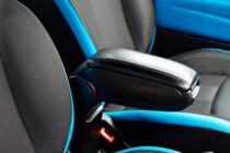 Fiat 500/500L 2013–2022 Roku balsts (ievietojams glāžu turētājā) foto 6