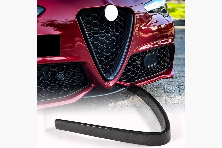 Alfa Romeo Giulia 2016–2022 Radiatora režģa uzlika (Sport/Quadrifoglio) Foto 1
