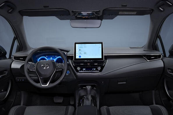 Toyota Corolla Touring Sports E210: hibrīda universāla 1.8 un 2.0 Hybrid apskats Foto 5