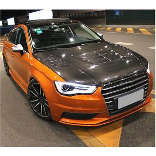 Motora pārsegs V1 (Sedan 2012-2016, oglekļa šķiedra) foto 3