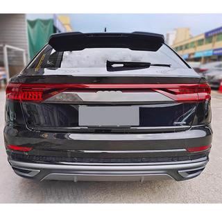 Oglekļa šķiedras uzlika virs numura zīmes (2019-2022, Carbon) Audi Q8 2018– foto 2