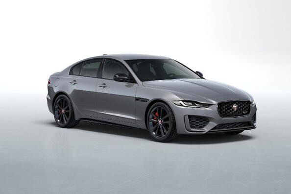 Jaguar XE apskats