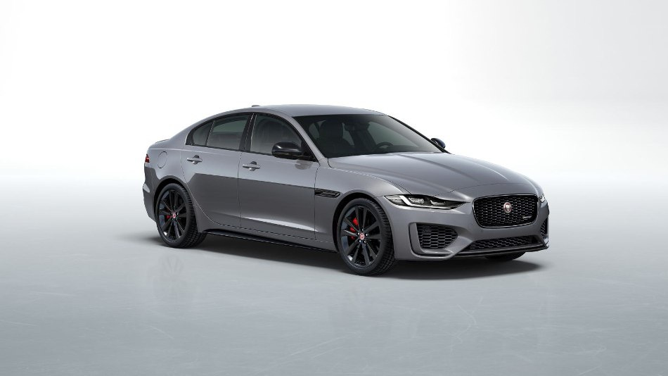 Jaguar XE apskats