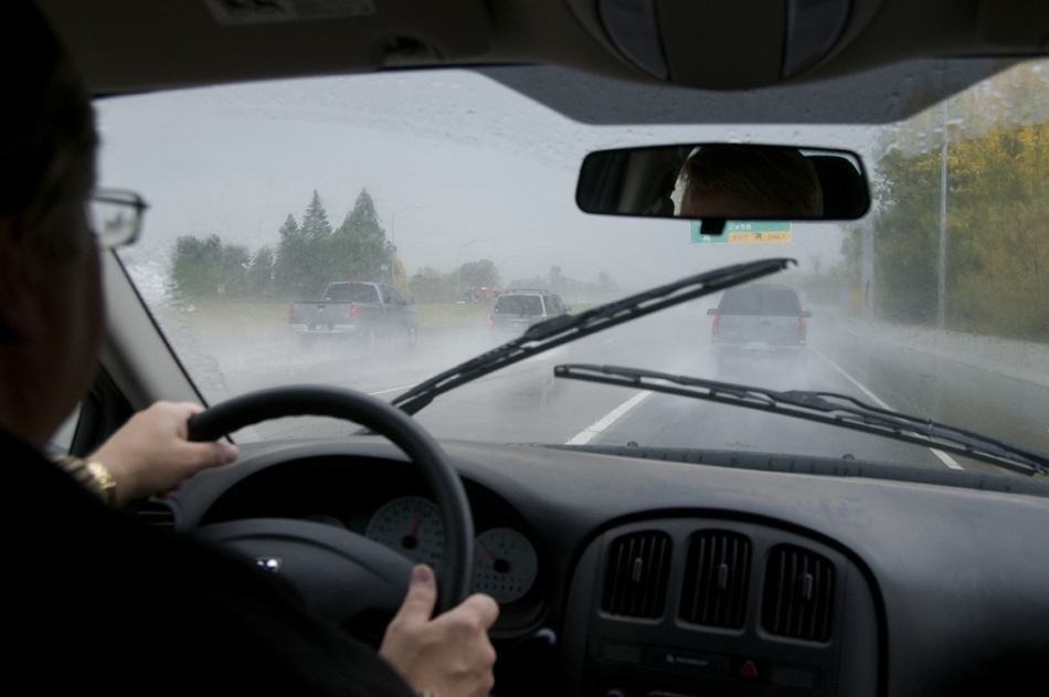 Kā uzlabot redzamību auto: padomi autovadītājiem