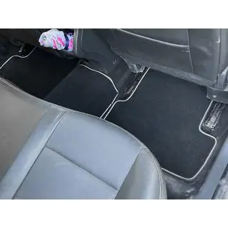 Tekstila auto paklājiņi Premium SW (melni) foto 3