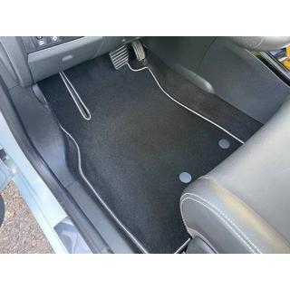 Premium tekstila paklājiņi (melni) foto 1