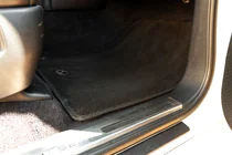 Toyota Land Cruiser 200 2007–2021 Premium tekstila paklājiņi V-2 (2012-2021, melni) foto 10