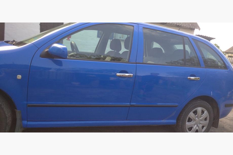 Skoda Fabia 2000–2007 Durvju rokturu uzlikas (4 gab., nerūsējošais tērauds) OmsaLine – itāļu nerūsējošais tērauds Image