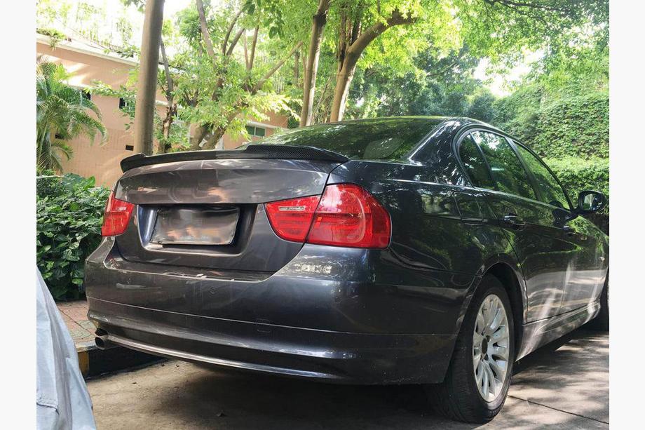 BMW 3. sērija E90/E91 2005–2011 M4-Style spoileris (E90, oglekļa šķiedras) Foto 2