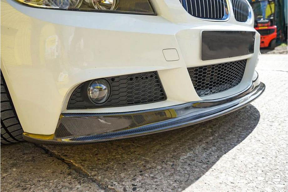 BMW 3. sērija E90/E91 2005–2011 Priekšējā bampera lūpa Lip (E90 M-Sport 2008-2011, oglekļa šķiedra) Foto 5