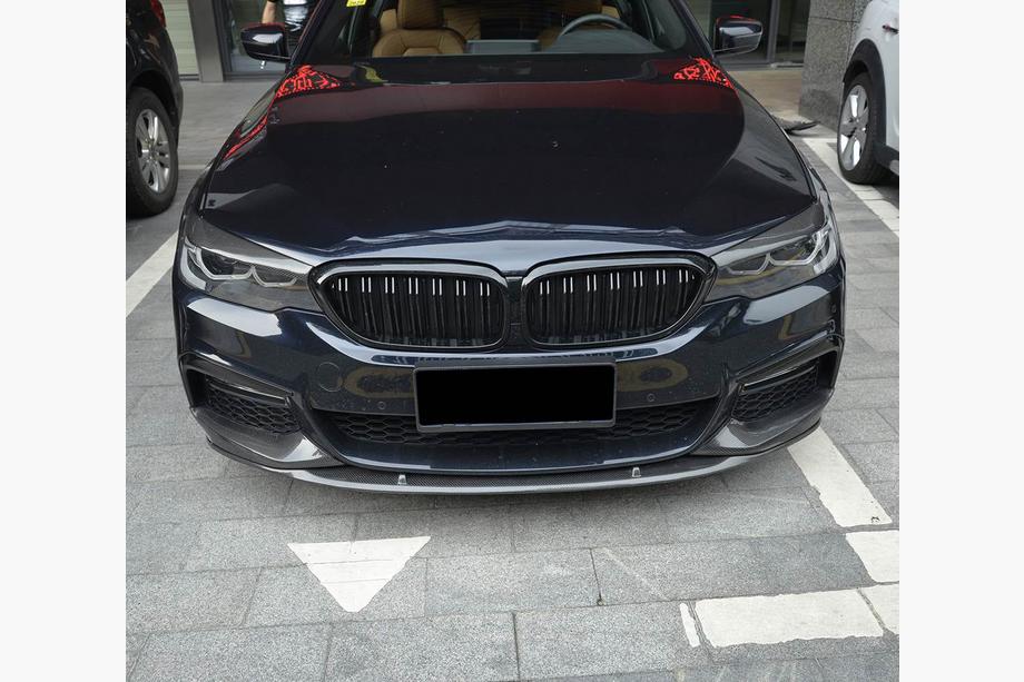 BMW 5. sērija G30/G31 2017–2023 Priekšējā bampera lūpa Lip V6 (M-Sport 2017-2020, karbons) Foto 7