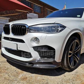 Priekšējā bampera lūpas spoilers Lip V2 (F86, oglekļa šķiedra) BMW X6 F16 2014–2019 foto 1