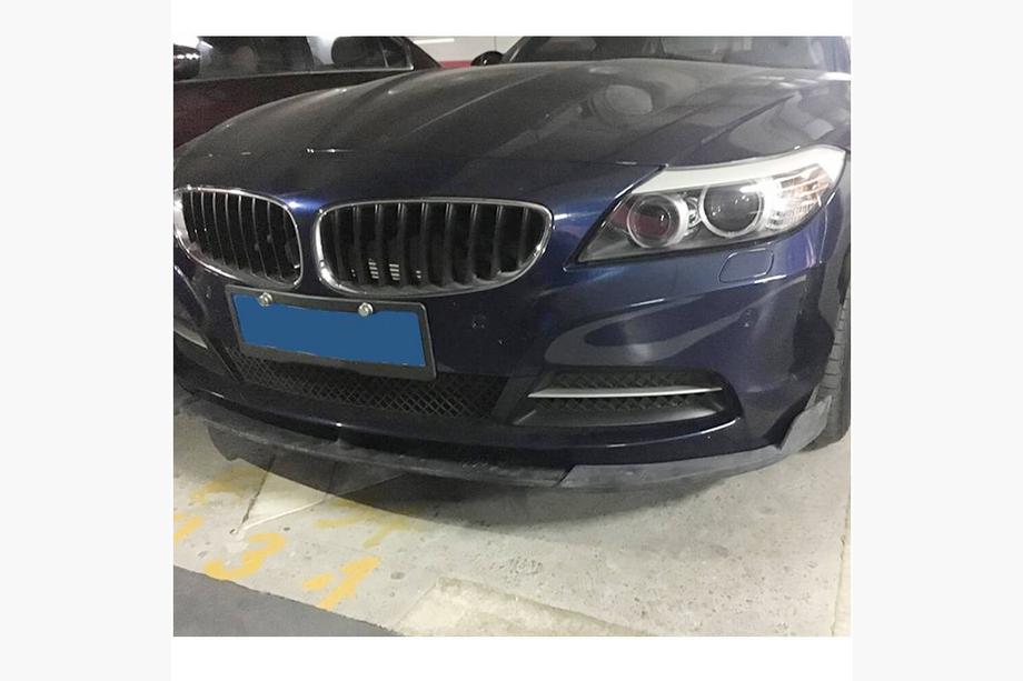 BMW Z4 (E89) 2009–2016 Priekšējā bampera lūpas uzlika Lip (2009-2013, oglekļa šķiedra) Foto 3