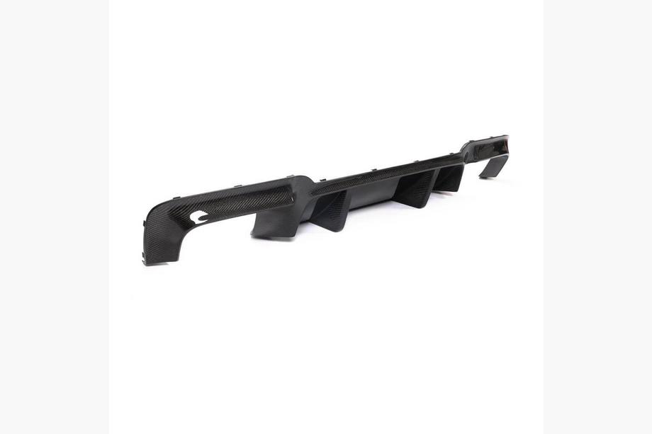 BMW 5. sērija F10/F11 2010–2016 Aizmugurējā bampera difuzors Carbon V2 (M5) Foto 4