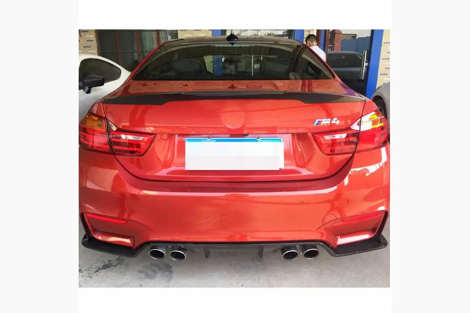 BMW 4 sērija F32/F33/F36 2012–2020 Aizmugurējā bufera difuzors V2 (F82/F83, oglekļa šķiedra) Foto 3