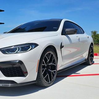 Sliekšņu uzlikas V1 (G16 M-Sport/F93 M8, oglekļa šķiedra) BMW 8. sērija G14/G15/G16 2018– foto 2
