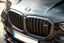 BMW X5 G05 2019–2026 Nieru reste M-Look V1 (2018-2022, oglekļa šķiedra) foto 1