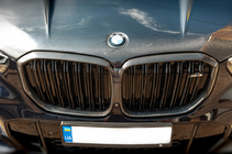 BMW X5 G05 2019–2026 Nieru reste M-Look V1 (2018-2022, oglekļa šķiedra) foto 2