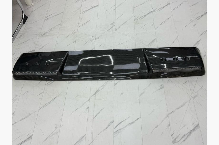 Mercedes G-Class W463 2018–2024 Aizmugurējā stikla vizieris BRB dizains (Carbon) Image