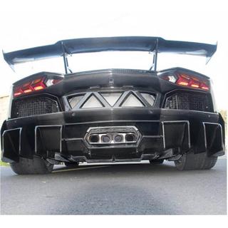 Aizmugurējā bampera uzlika (karbons) Lamborghini Aventador 2011–2022 foto 3
