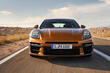 Porsche Panamera Turbo 2024: hibrīdā liftbeka apskats foto 1