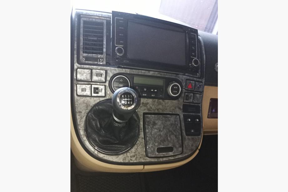 Volkswagen T5 Multivan 2003–2010 Paneļa uzlikas Foto 5