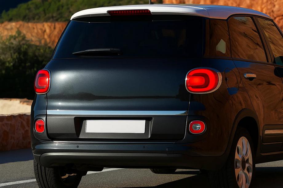 Fiat 500/500L 2013–2022 Bagāžnieka malas uzlika (nerūsējošā tērauda) Image