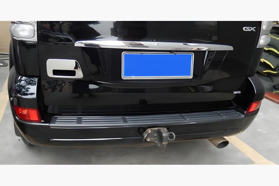 Toyota Land Cruiser Prado 120 2002–2009 Bagāžnieka durvju roktura uzlika (nerūsējošais tērauds) Carmos - turku teras Foto 4