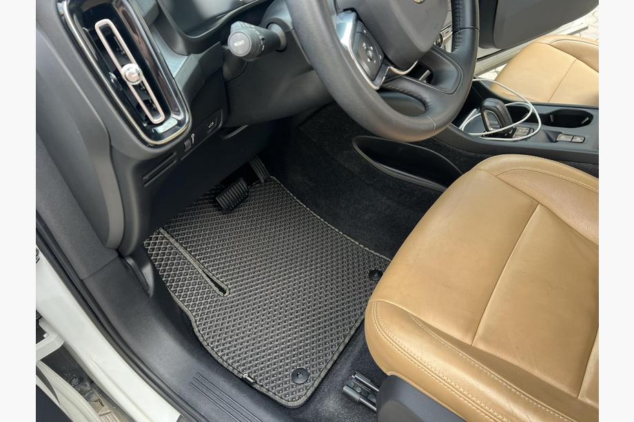 Volvo XC40 2018– EVA auto paklāji (pelēki) Image