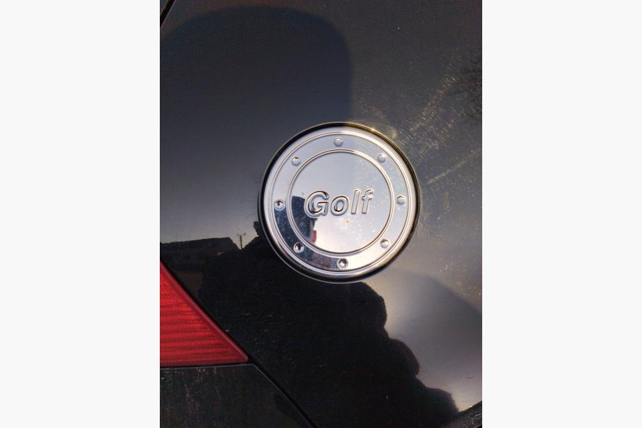 Volkswagen Golf 4 1997–2006 Degvielas bākas uzpildes lūkas uzlika (nerūsējošais tērauds) Foto 1
