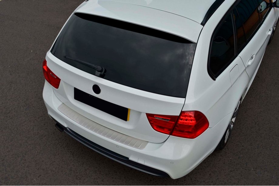 BMW 3. sērija E90/E91 2005–2011 Aizmugurējā bufera uzlika (2006-2008, SW, nerūs. tērauds) Image