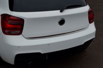 BMW 1. sērija F20/F21 2011–2019 Bagāžnieka malas uzlika (nerūsējošā tērauda) foto 8