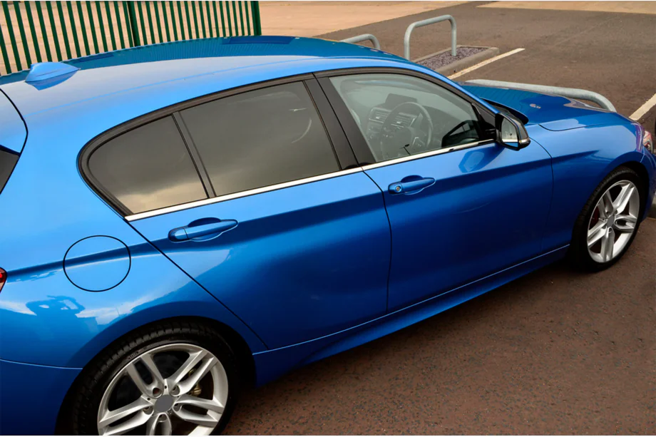 BMW 1. sērija F20/F21 2011–2019 Logu līste (nerūsējošais tērauds) Image