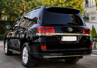 Toyota Land Cruiser 200 2007–2021 Aizmugurējā difuzora uzlika ar hromu 2016-2021 (Executive 2019/2021) Melna krāsa foto 3