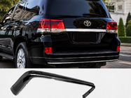 Toyota Land Cruiser 200 2007–2021 Aizmugurējā difuzora uzlika ar hromu 2016-2021 (Executive 2019/2021) Melna krāsa foto 1