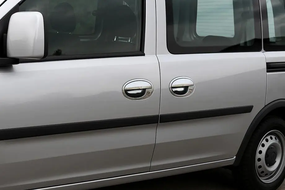 Opel Combo 2002–2012 Durvju rokturu uzlikas ar apmali (2 durv., nerūsējošais tērauds) Image