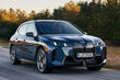 Atjauninātā elektriskā krosovers BMW iX 2025 apskats foto 2