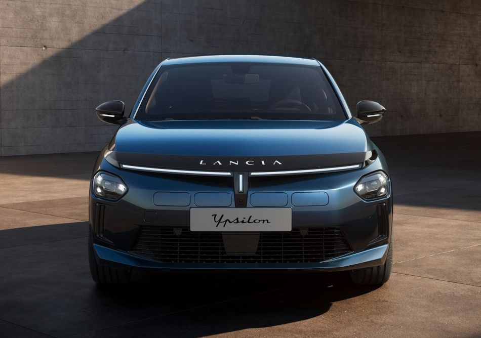 Lancia Ypsilon Elettrica elektroauto apskats