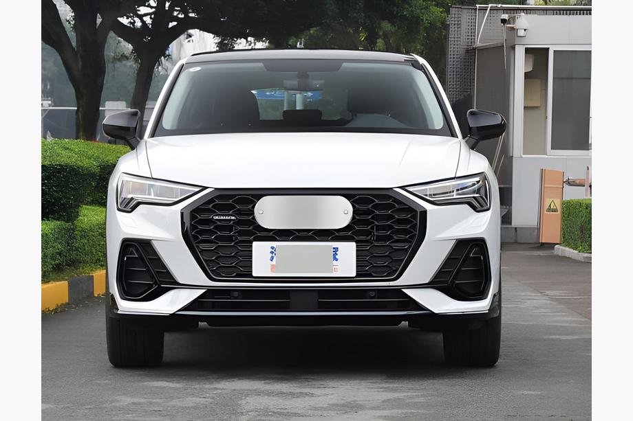 Audi Q3 2019–2025 Miglas lukturu režģi ar priekšējo lūpu (2 gab., melni) Image
