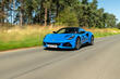 Lotus Emira sporta auto apskats foto 2