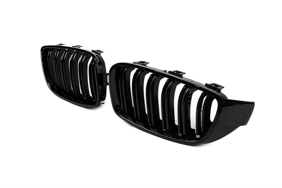 BMW 3. sērija F30/F31 2012–2019 M-Look nieru restes (F80 M3, spīdīgi melnas) Foto 3