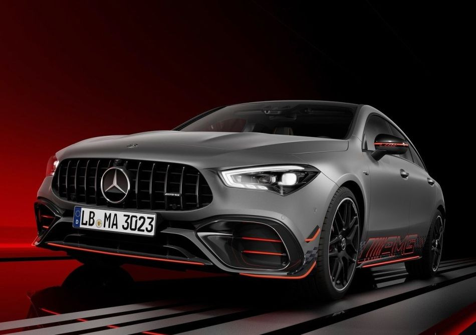 Apskats: atjauninātais Mercedes-Benz CLA Shooting Brake (X118)