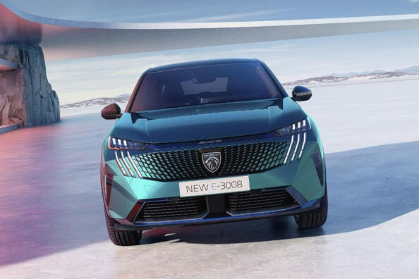 Peugeot e-3008 apskats: specifikācija, komplektācijas un citas iezīmes Foto 1